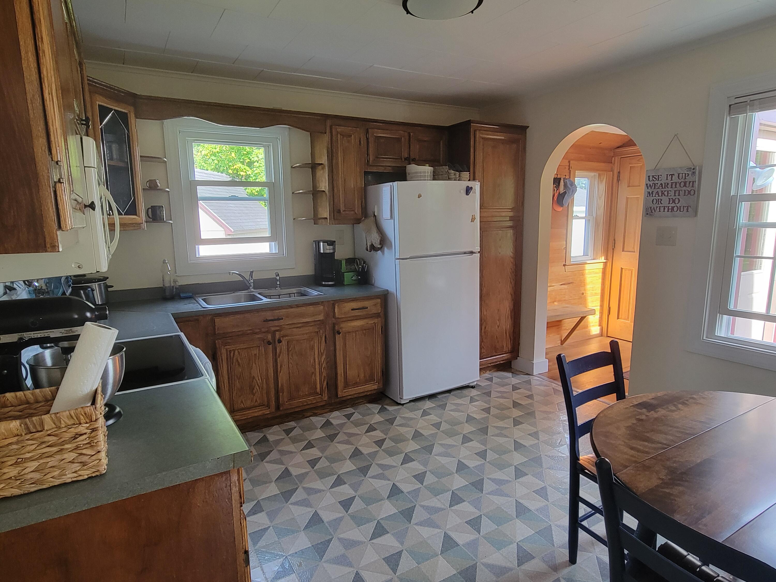 84 Russ Street Caribou, ME 04736 - Photo 10 of 23 10-20240831_085031