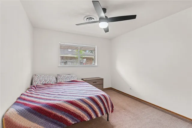 $2,300 | 10714 Glenwood Street, Corpus Christi, TX 78410