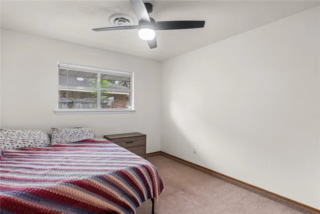 $2,300 | 10714 Glenwood Street, Corpus Christi, TX 78410