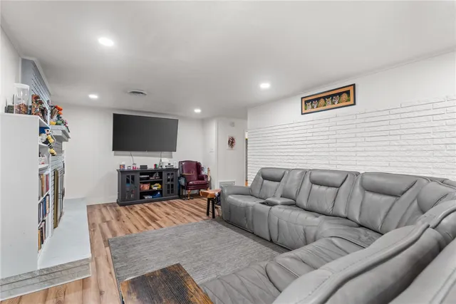 $2,300 | 10714 Glenwood Street, Corpus Christi, TX 78410