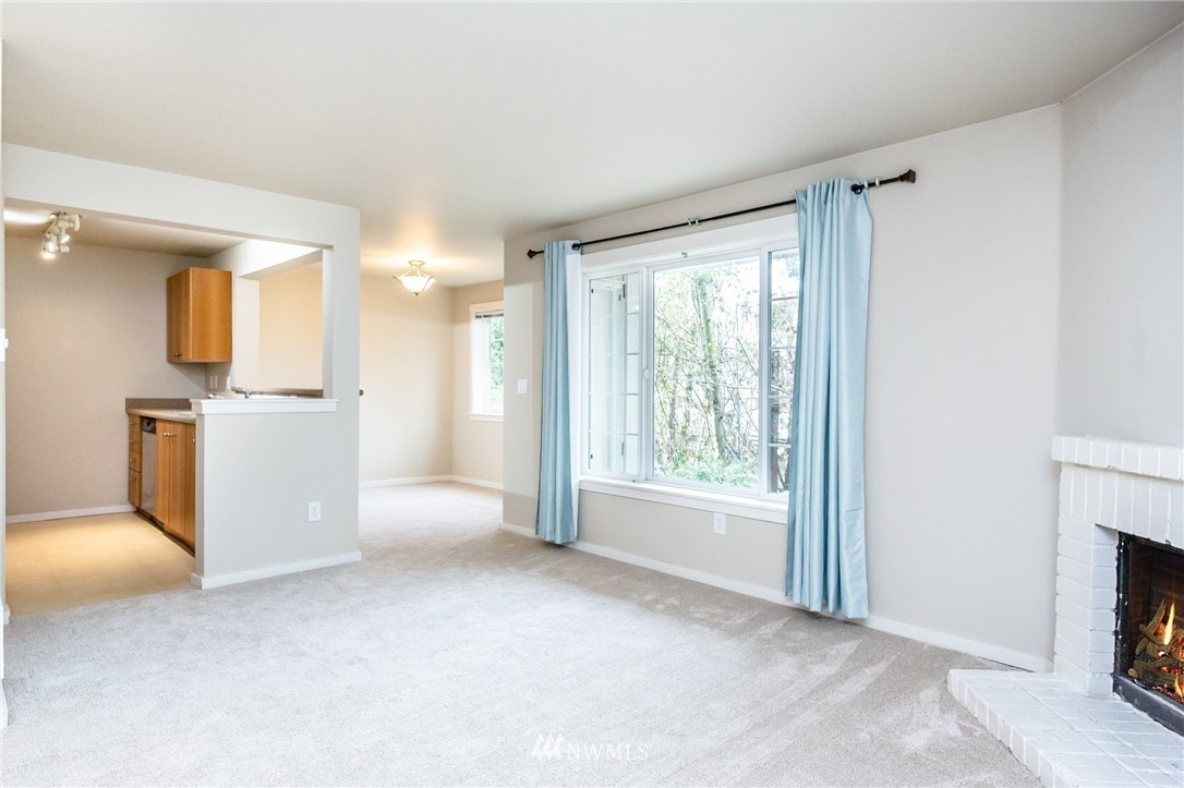 12404 East Gibson Road, Unit L103 Everett, WA 98204 - Photo 8 of 22 Gallery Image 8