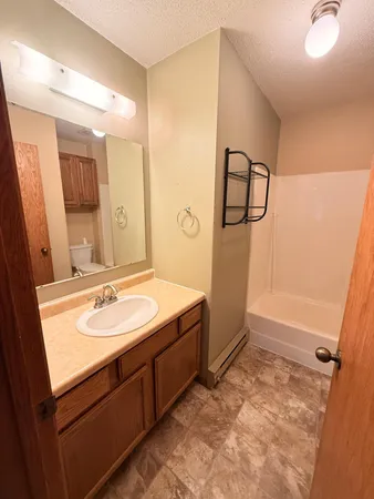 $185,000 | 2550 18th Street South, Unit 201, Fargo, ND 58103