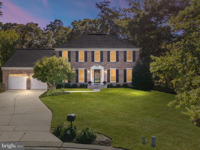 $850,000 | 401 Green Grove Court, Millersville, MD 21108
