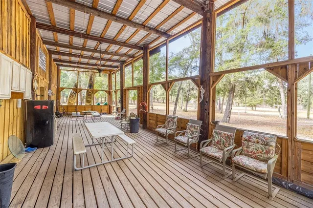 $385,000 | 1085 State Rte 100, Florahome, FL 32140