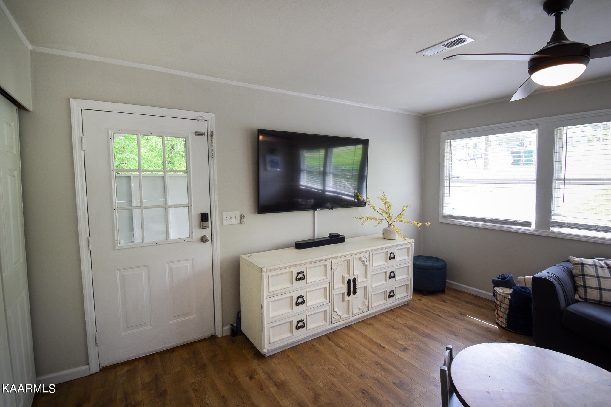 8224 Tamarack Road Knoxville, TN 37919 - Photo 12 of 37 Gallery Image 12