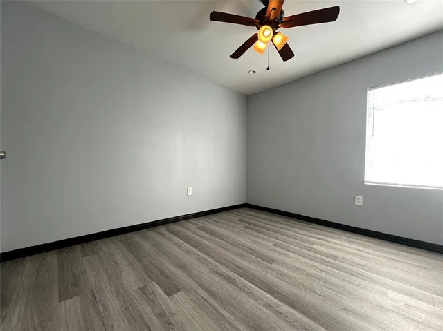 $1,295 | 5205 Calloway Street, Unit A, Sansom Park, TX 76114