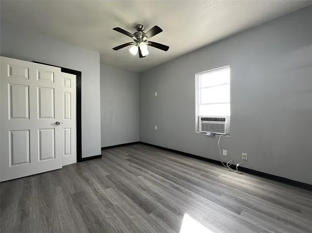 $1,295 | 5205 Calloway Street, Unit A, Sansom Park, TX 76114