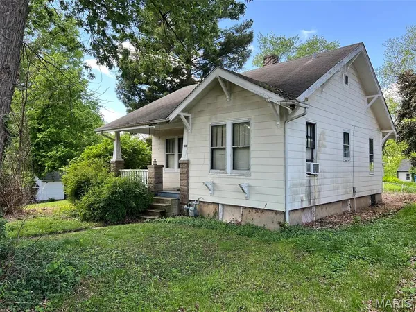 $89,900 | 207 Gremer Avenue, Edwardsville, IL 62025