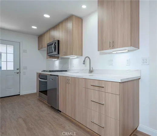 $3,300 | 10419 Hayford Street, Unit J, Bellflower, CA 90706
