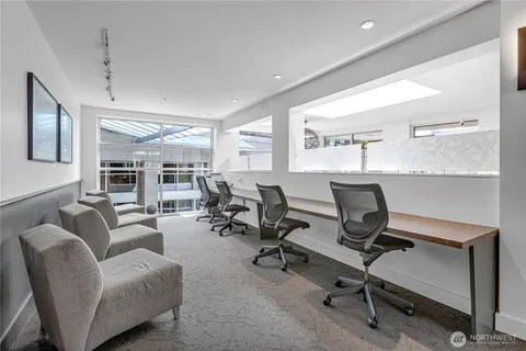 $348,000 | 1420 East Pine Street, Unit E307, Seattle, WA 98122