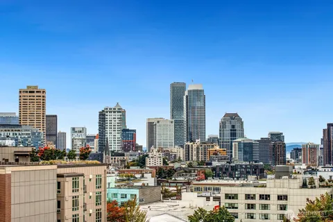 $348,000 | 1420 East Pine Street, Unit E307, Seattle, WA 98122