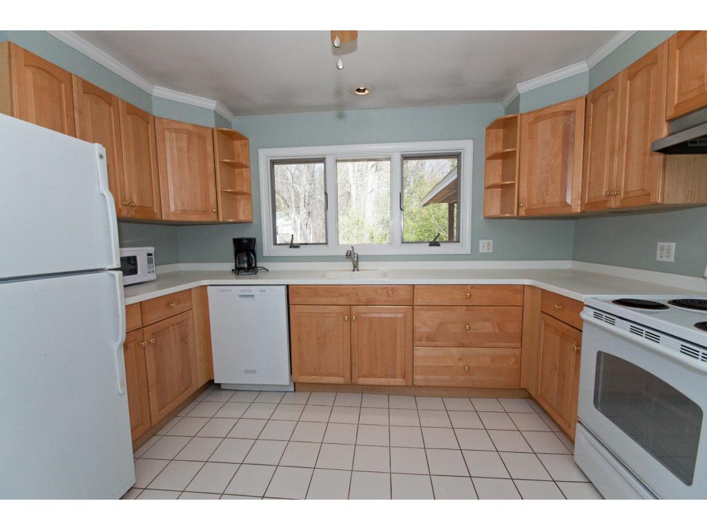 9 Emerson Road Durham, NH 03824 - Photo 3 of 31