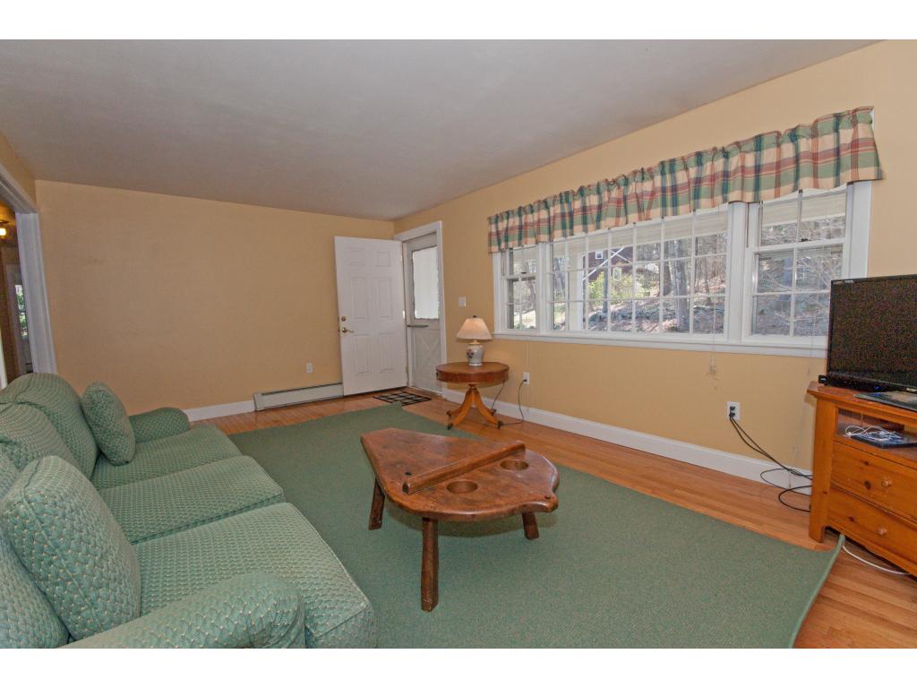 9 Emerson Road Durham, NH 03824 - Photo 5 of 31