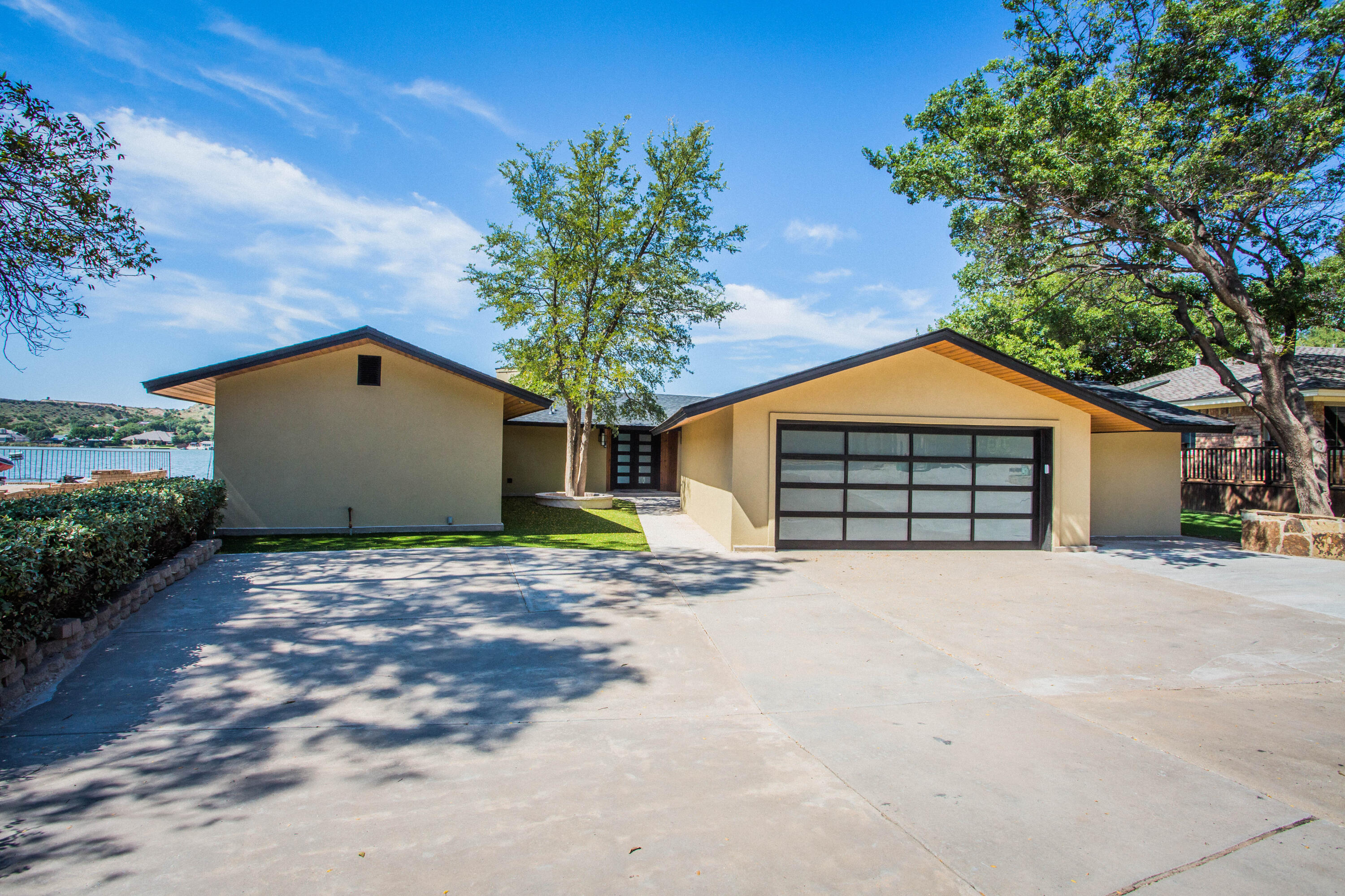 25 East Lakeshore Drive Ransom Canyon, TX 79366 - Photo 2 of 63 5V2A9245