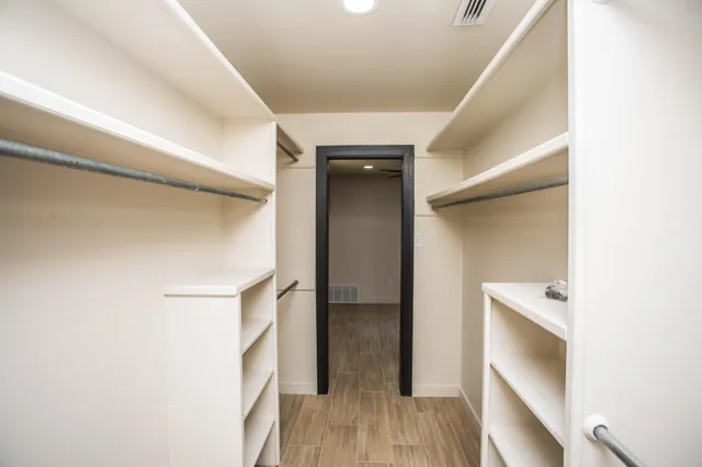 $895,000 | 25 East Lakeshore Drive, Ransom Canyon, TX 79366