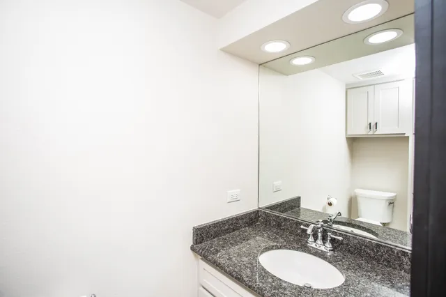 $895,000 | 25 East Lakeshore Drive, Ransom Canyon, TX 79366