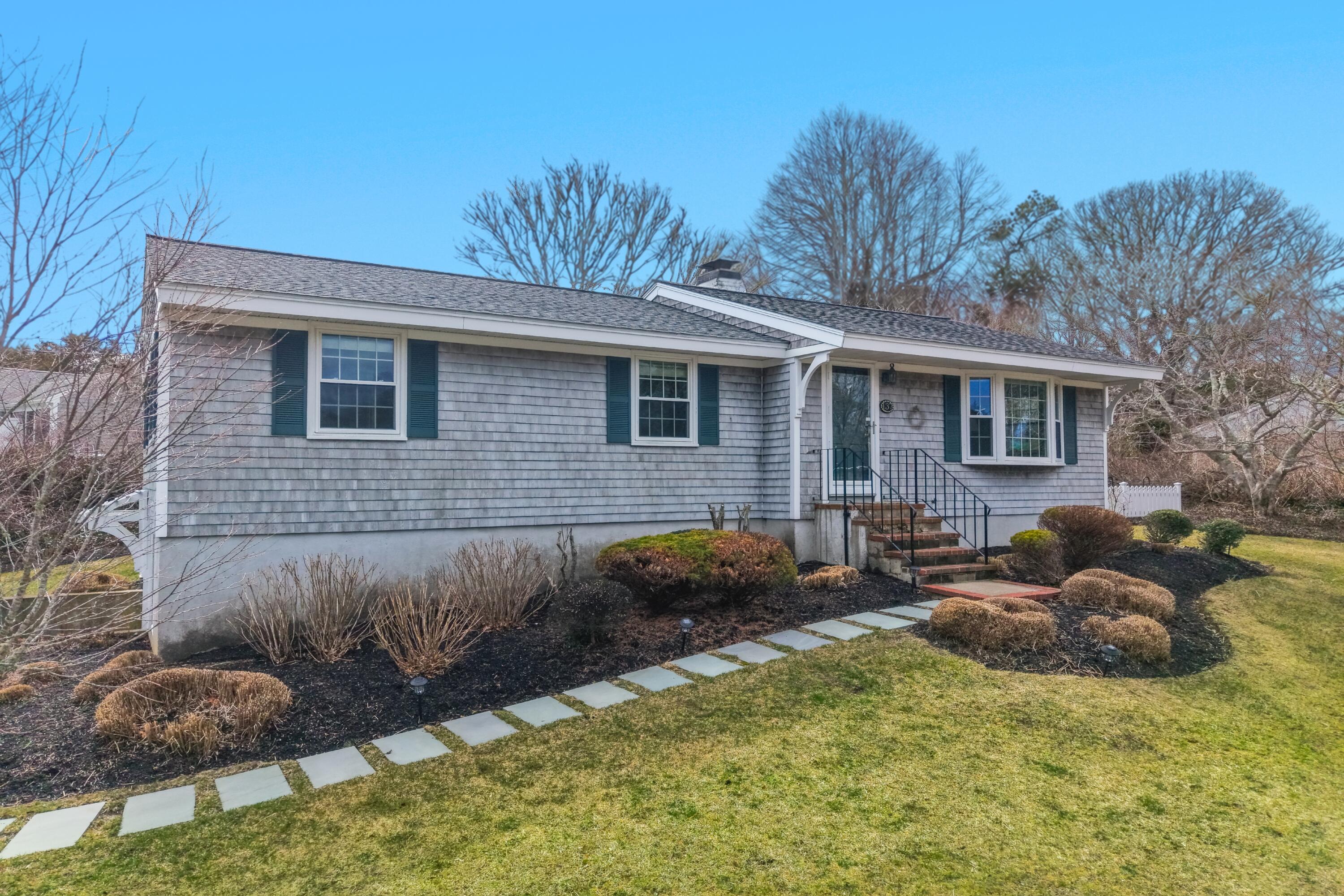 137 Shane Drive Chatham, MA 02633 - Photo 2 of 50 137-shane-drive-1