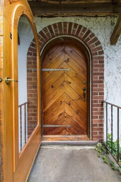 312 Ned's Mountain Road Ridgefield, CT 06877 - Photo 1 of 1 a view of entrance gate of a house