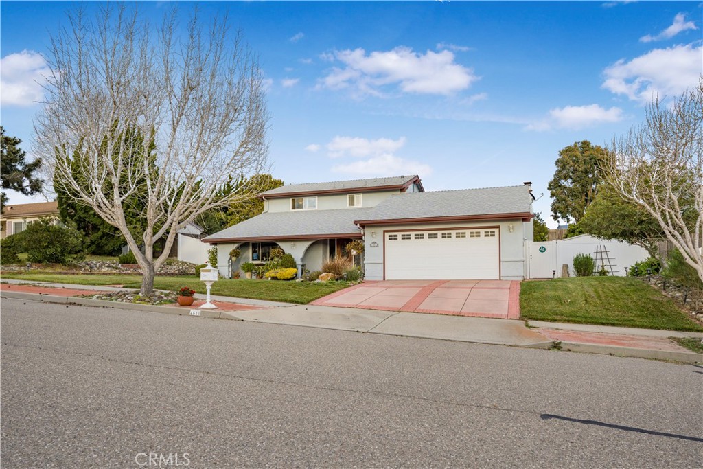 4648 Marlene Drive Santa Maria, CA 93455 - Photo 3 of 37 front view of a house with a yard
