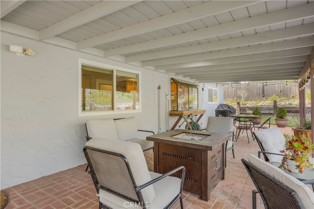 4648 Marlene Drive Santa Maria, CA 93455 - Photo 31 of 37 a dining room with furniture and a window