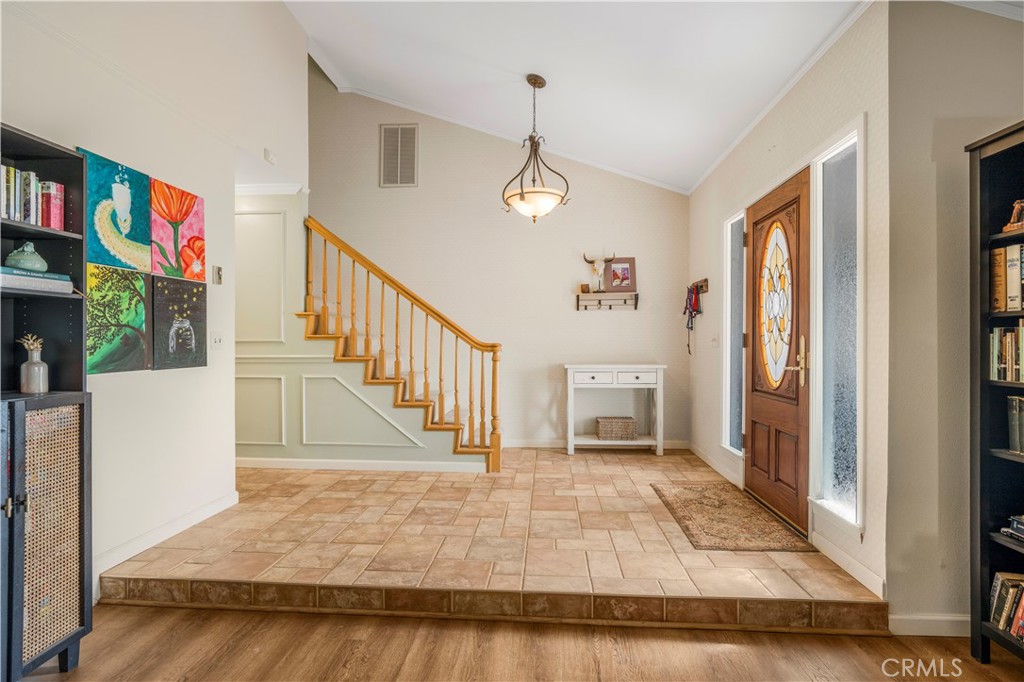 4648 Marlene Drive Santa Maria, CA 93455 - Photo 5 of 37 a view of entryway livingroom and hall