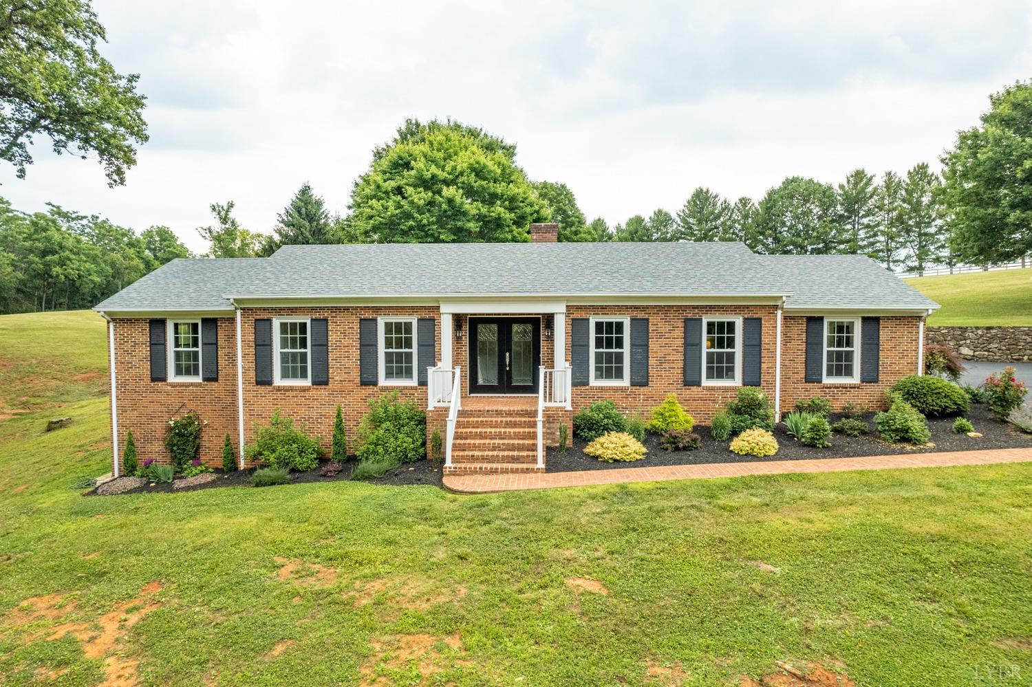 5335 Perrowville Road Forest, VA 24551 - Photo 1 of 65