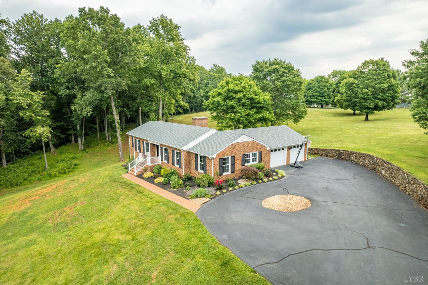5335 Perrowville Road Forest, VA 24551 - Photo 7 of 65