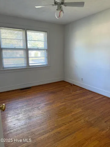 $1,300 | 1103 Cedar Lane, Greenville, NC 27858