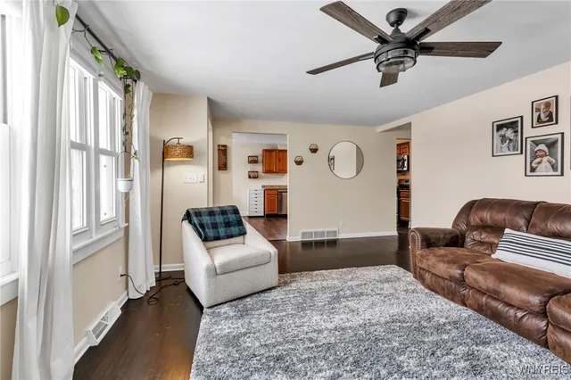 $259,900 | 203 Lydia Lane, Cheektowaga, NY 14225