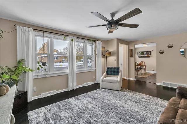 $259,900 | 203 Lydia Lane, Cheektowaga, NY 14225