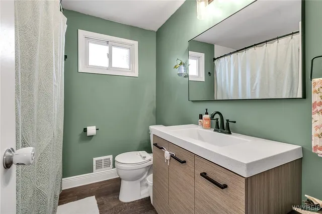 $259,900 | 203 Lydia Lane, Cheektowaga, NY 14225