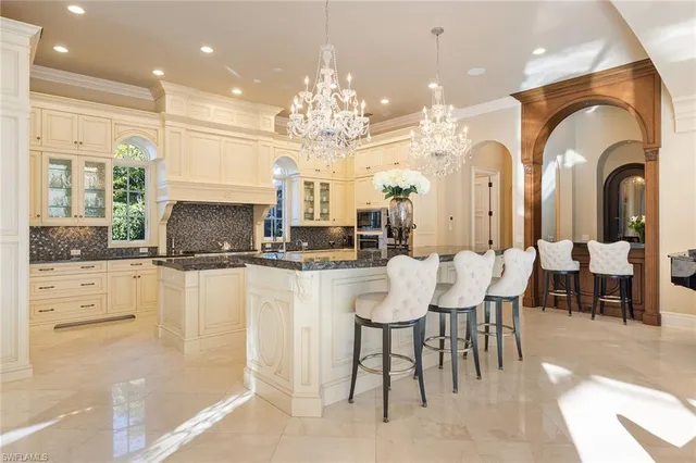 $5,195,000 | 29090 Teramo Way, Naples, FL 34110