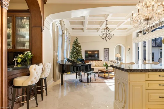 $5,195,000 | 29090 Teramo Way, Naples, FL 34110