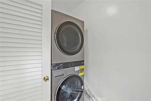 $4,000 | 18621 Bryant Street, Northridge, CA 91324