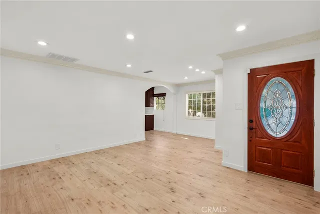 $4,000 | 18621 Bryant Street, Northridge, CA 91324