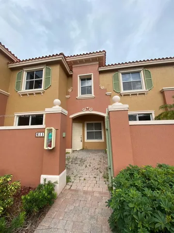 $2,700 | 611 Southwest 107th Avenue, Unit 1702, Pembroke Pines, FL 33025