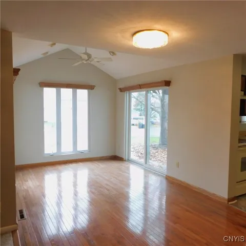 $1,800 | 8525 Sextant Drive, Clay, NY 13027