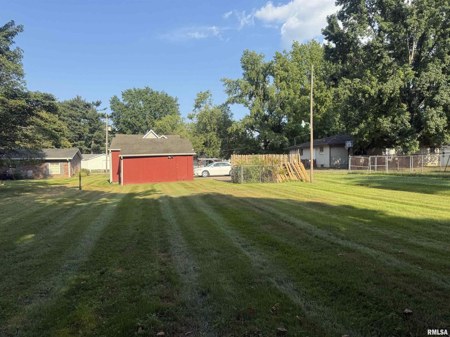401 North 23rd Street Herrin, IL 62948 - Photo 17 of 23 a view of a park with large trees