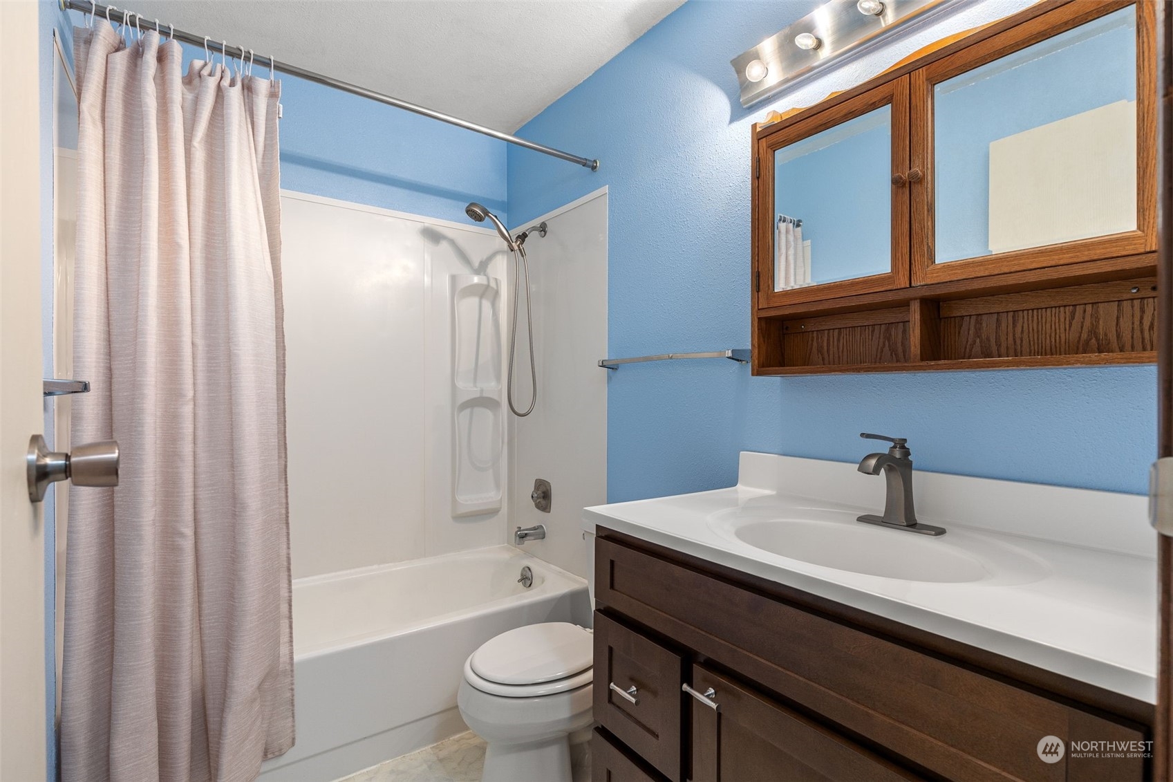 3206 Pine Road Northeast, Unit A11 Bremerton, WA 98310 - Photo 9 of 14 Gallery Image 9