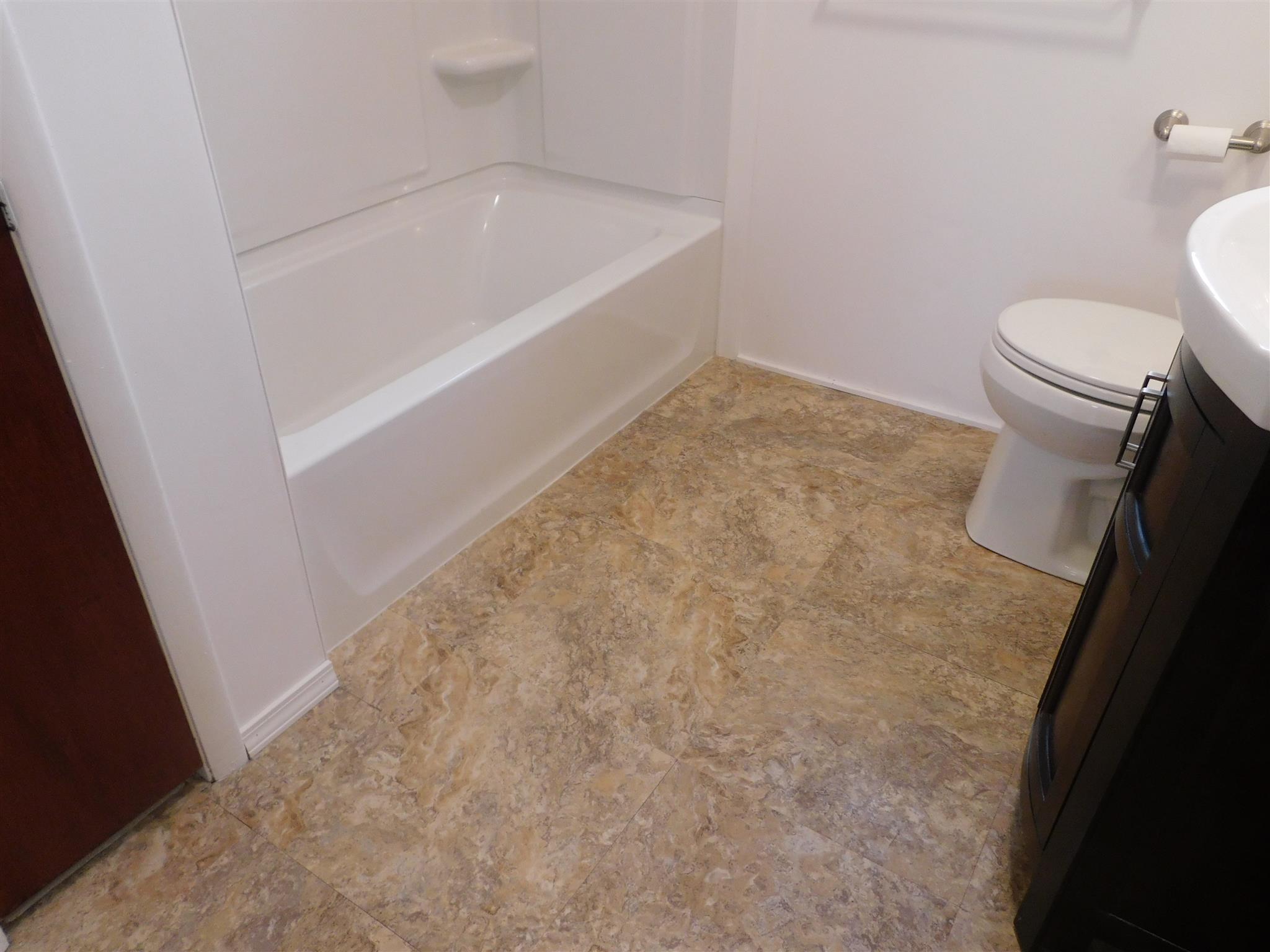 405 Burch Road Clarksville, TN 37042 - Photo 18 of 30 a bathroom with a sink and a toilet
