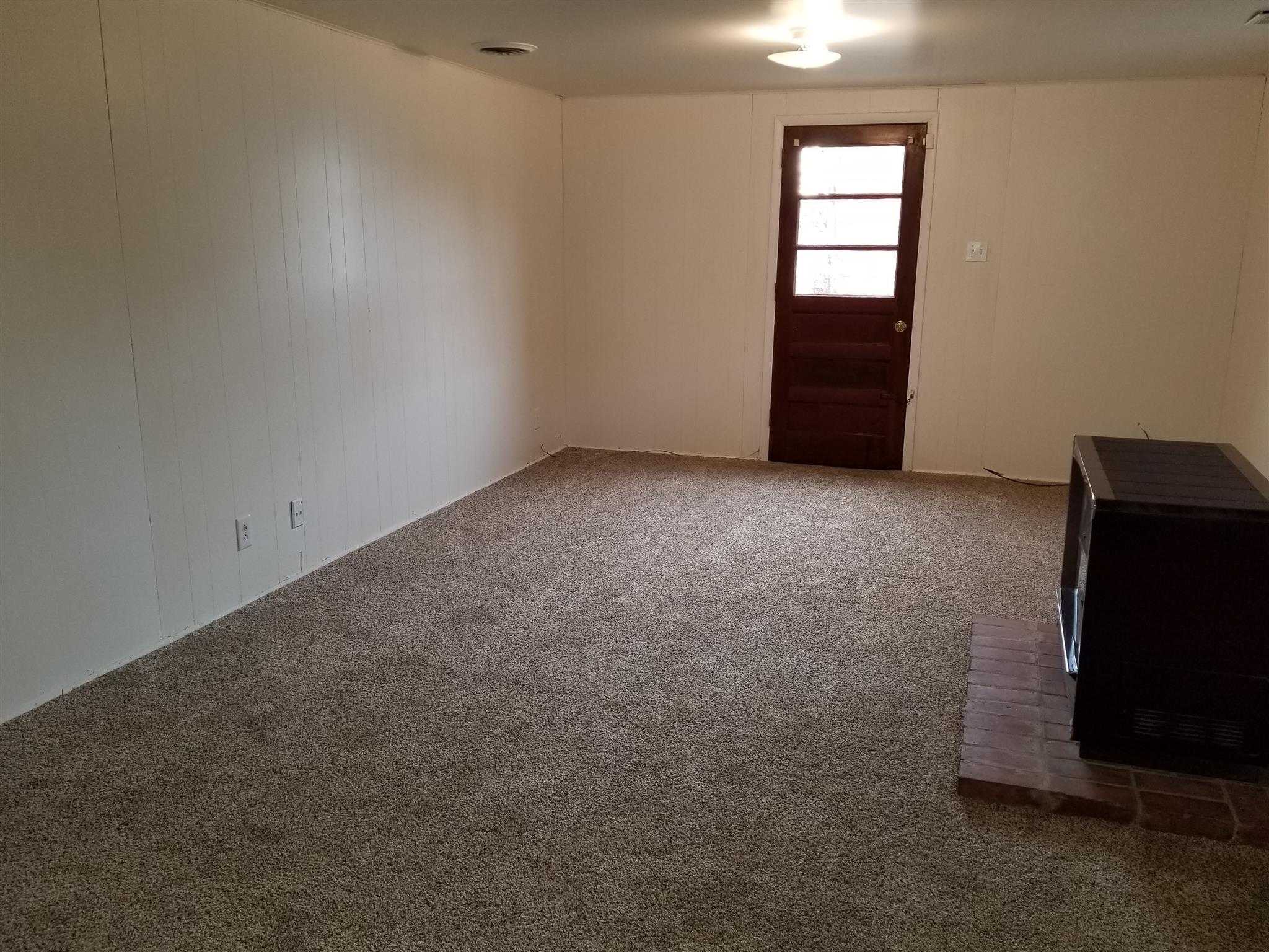 405 Burch Road Clarksville, TN 37042 - Photo 23 of 30 an empty room with windows