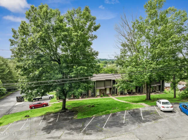 $1,300,000 | 1419 Colony Park Drive, Johnson City, TN 37604
