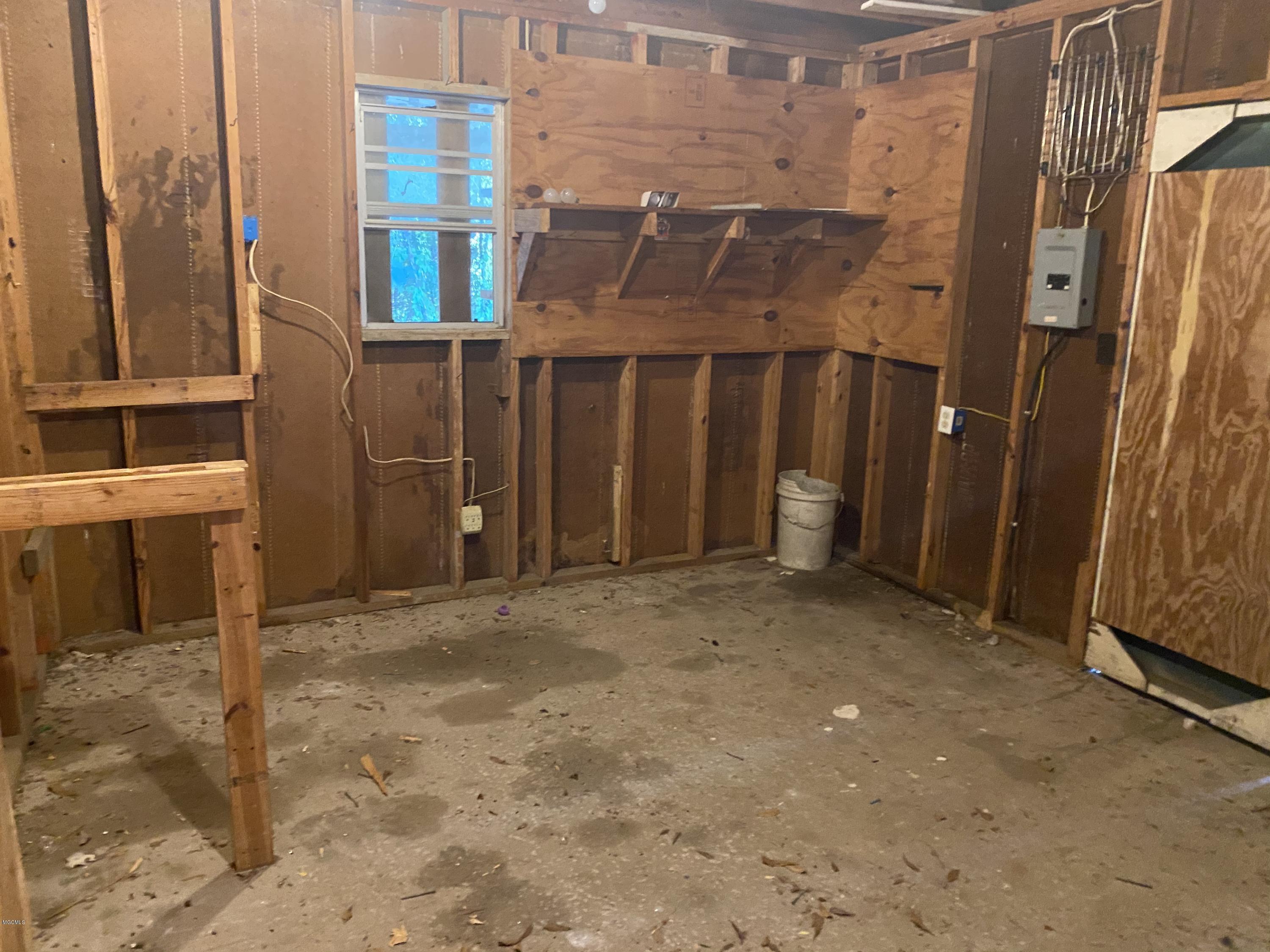 185 Cooper Road Lucedale, MS 39452 - Photo 26 of 32 49685AEC-9293-427D-8C88-598255DF182A
