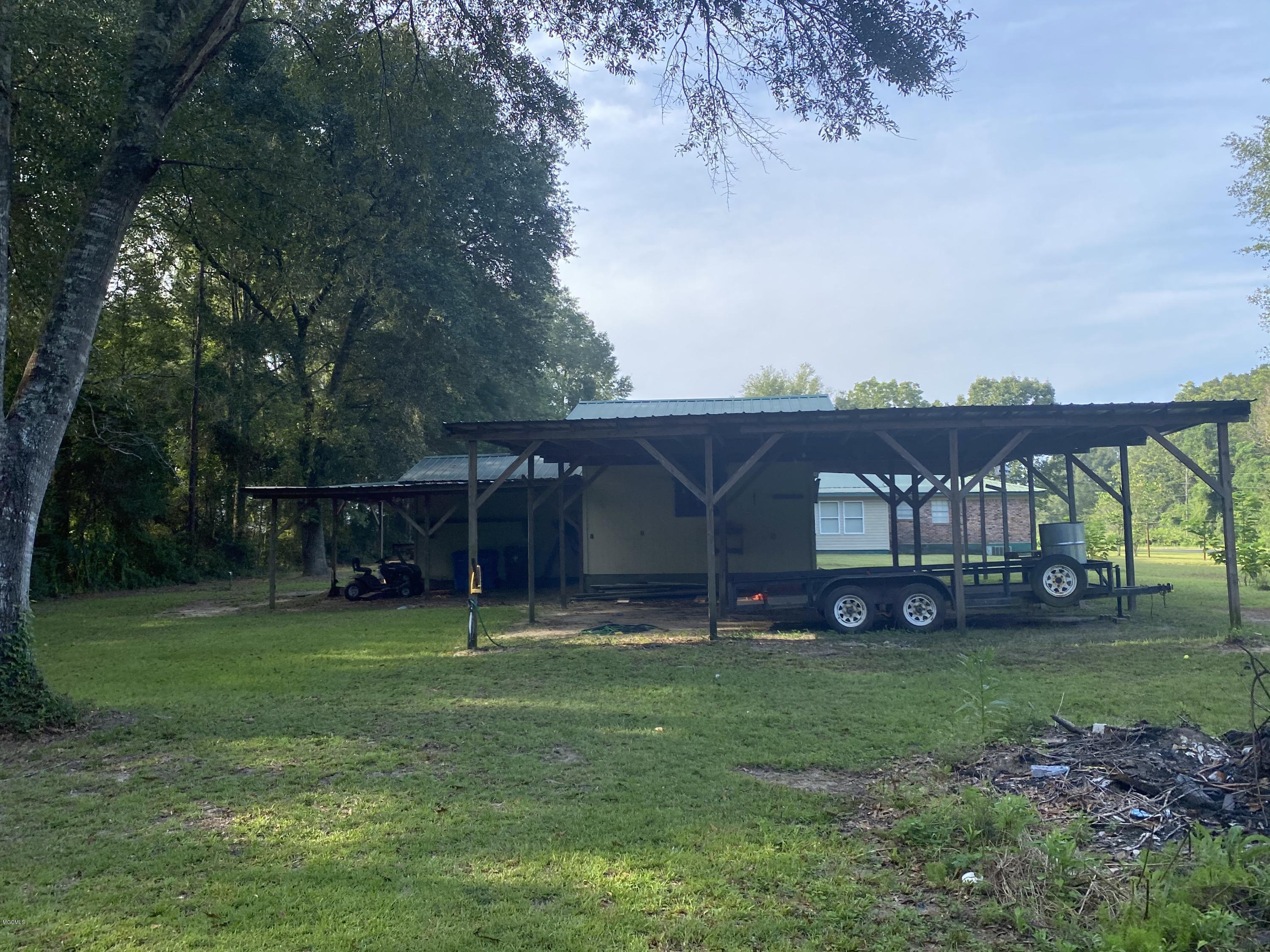 185 Cooper Road Lucedale, MS 39452 - Photo 30 of 32 E16666E4-2CE8-44E8-B211-1383C4FC8DCA