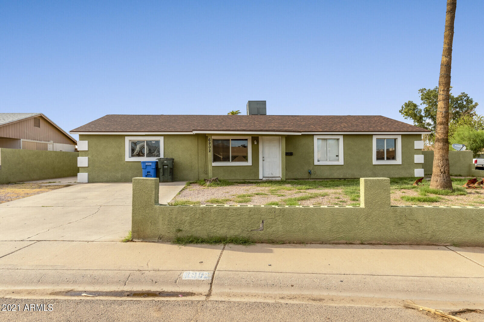 6902 West Coronado Road Phoenix, AZ 85035 - Photo 1 of 23 03_6902_W_Coronado_Rd__03_mls