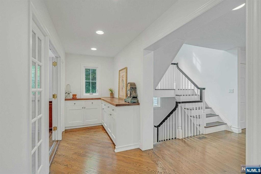 1091 Franklin Lake Road Franklin Lakes, NJ 07417 - Photo 14 of 43