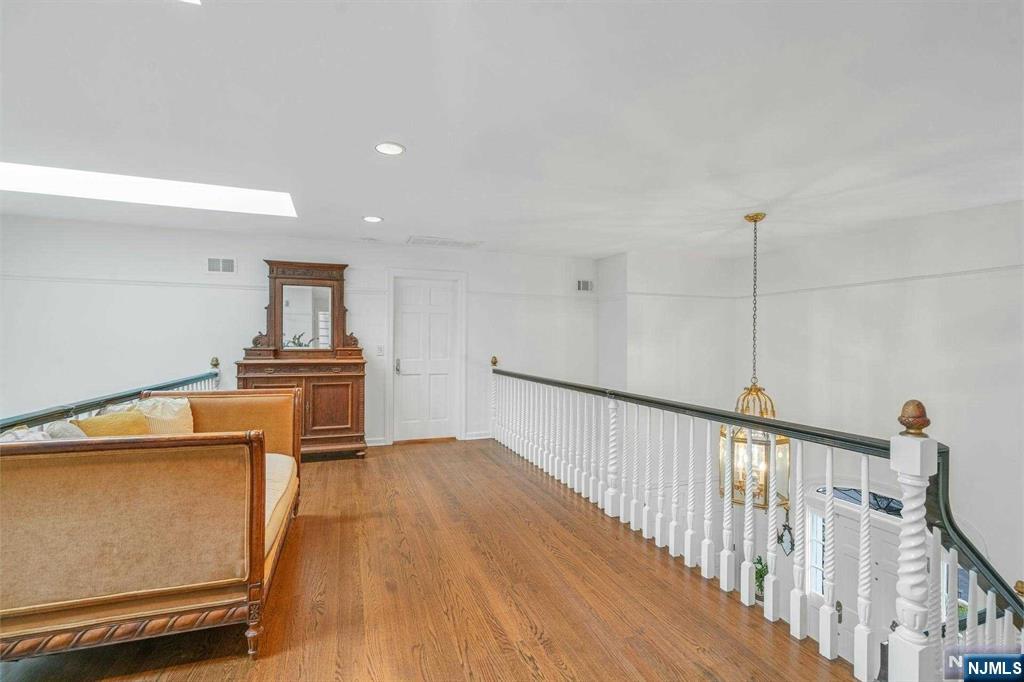 1091 Franklin Lake Road Franklin Lakes, NJ 07417 - Photo 22 of 43