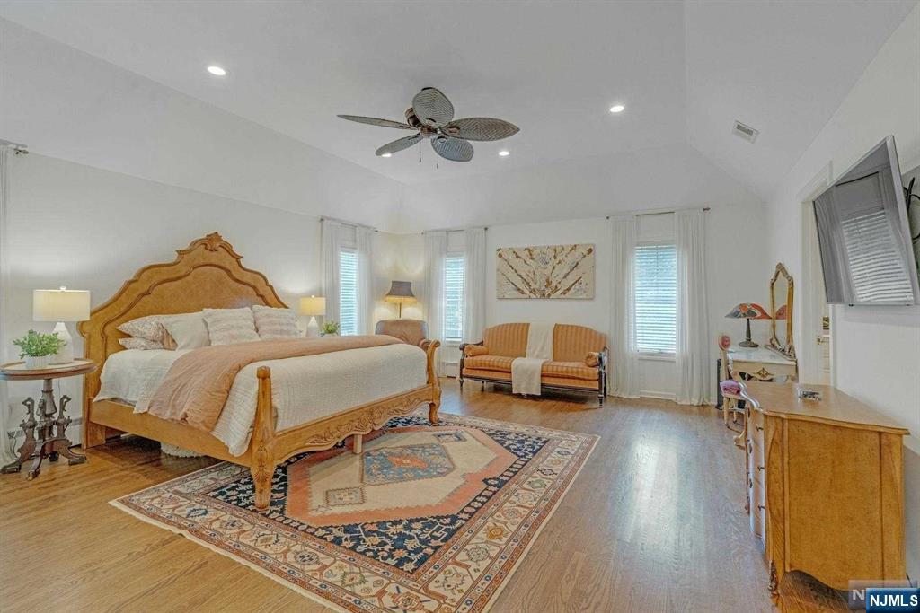 1091 Franklin Lake Road Franklin Lakes, NJ 07417 - Photo 23 of 43