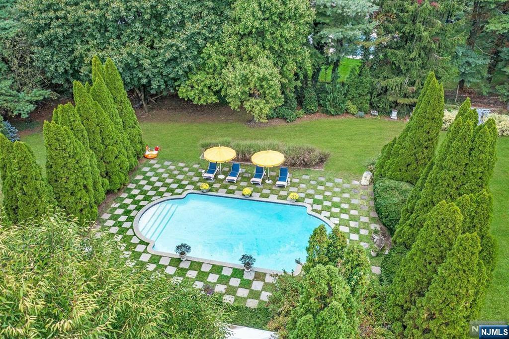 1091 Franklin Lake Road Franklin Lakes, NJ 07417 - Photo 40 of 43