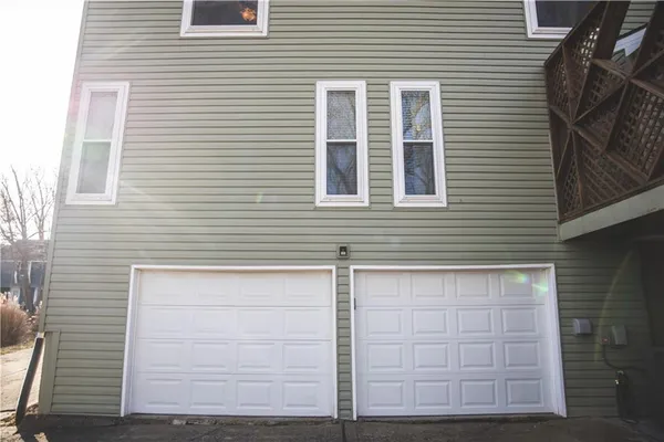 $350,000 | 5506 Northwest Verlin Drive, Parkville, MO 64152